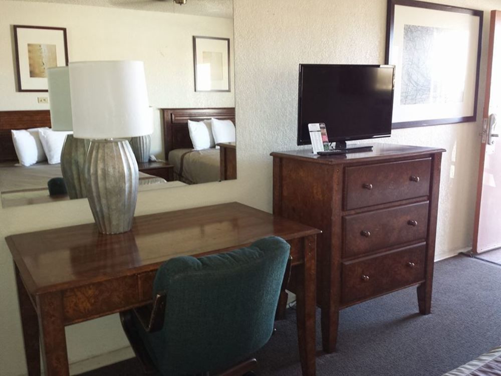 Brunner'S Inn And Suites El Centro Buitenkant foto